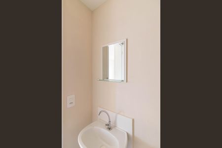 Apartamento para alugar com 37m², 2 quartos e sem vagaBanheiro