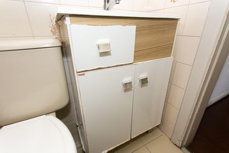 Apartamento à venda com 58m², 2 quartos e 1 vaga Apartamento à venda com 58m², 2 quartos e 1 vagaBanheiro