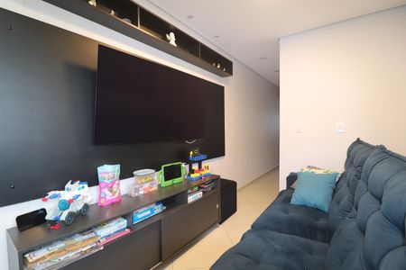 Sala de apartamento para alugar com 2 quartos, 94m² em Vila Mazzei, Santo André