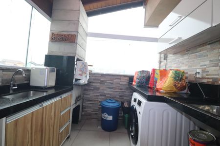 Apartamento à venda com 94m², 2 quartos e 1 vagaÁrea de Serviço