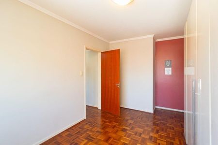 Quarto 1 de apartamento para alugar com 2 quartos, 67m² em Menino Deus, Porto Alegre