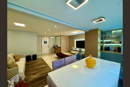 Apartamento à venda com 108m², 3 quartos e 3 vagasVaranda gourmet