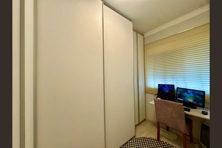 Apartamento à venda com 108m², 3 quartos e 3 vagasQuarto 3
