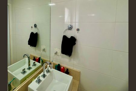 Apartamento à venda com 108m², 3 quartos e 3 vagasBanheiro 2