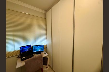 Apartamento à venda com 108m², 3 quartos e 3 vagasQuarto 3