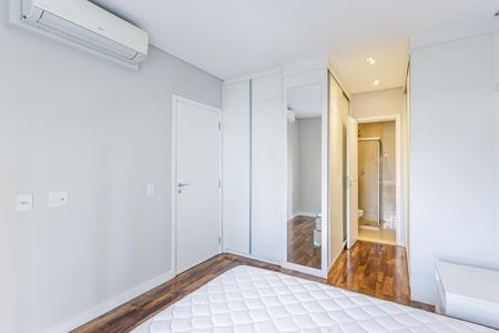 Quarto Suíte de apartamento para alugar com 1 quarto, 60m² em Itaim Bibi, São Paulo