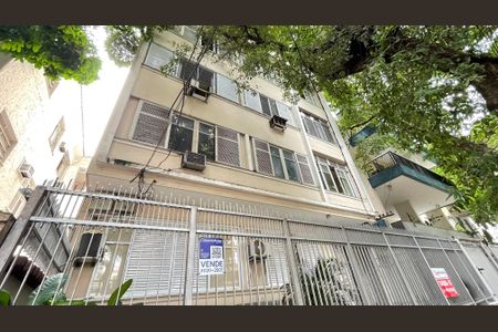 Apartamento à venda com 95m², 3 quartos e sem vagaFachada