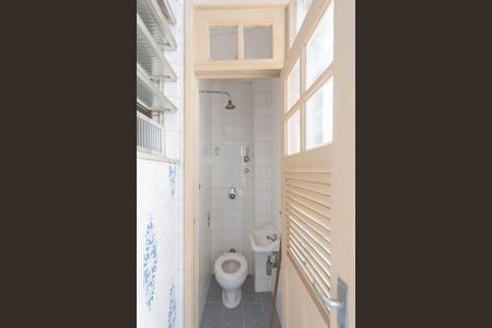 Apartamento à venda com 95m², 3 quartos e sem vagaBanheiro de serviço