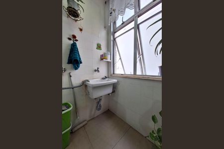 Apartamento à venda com 80m², 2 quartos e 2 vagasÁrea de Serviço