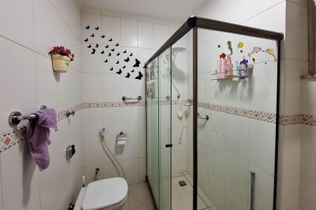 Apartamento à venda com 80m², 2 quartos e 2 vagasBanheiro