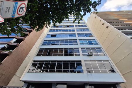 Apartamento à venda com 80m², 2 quartos e 2 vagasFachada