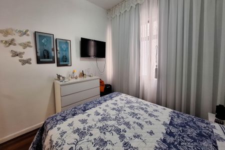 Apartamento à venda com 80m², 2 quartos e 2 vagasQuarto 2