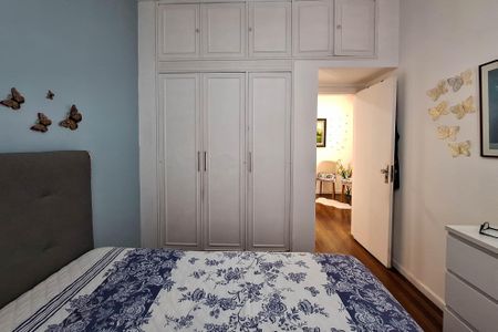 Apartamento à venda com 80m², 2 quartos e 2 vagasQuarto 2