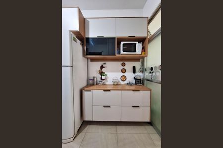 Apartamento à venda com 80m², 2 quartos e 2 vagasCozinha