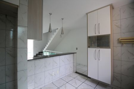 Casa de condomínio à venda com 120m², 2 quartos e 1 vagaCozinha