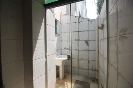 Casa de condomínio à venda com 120m², 2 quartos e 1 vagaÁrea de Serviço