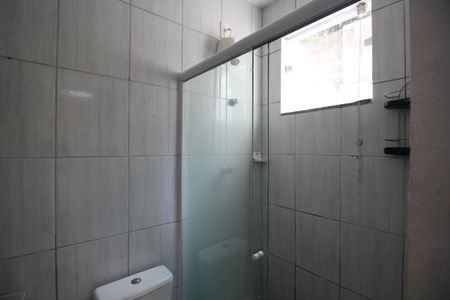 Casa de condomínio à venda com 120m², 2 quartos e 1 vagaBanheiro de Serviço