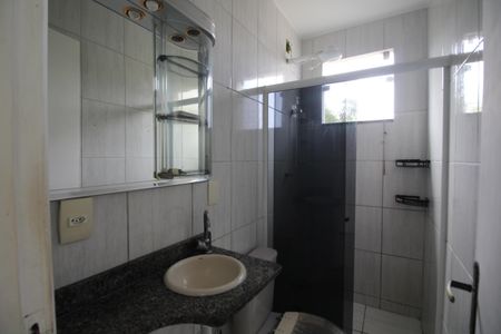 Casa de condomínio à venda com 120m², 2 quartos e 1 vagaBanheiro Social