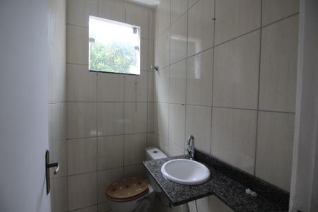 Casa de condomínio à venda com 120m², 2 quartos e 1 vagaLavabo