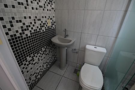 Casa de condomínio à venda com 120m², 2 quartos e 1 vagaBanheiro de Serviço