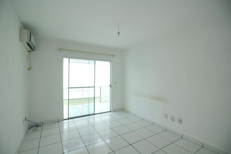 Casa de condomínio à venda com 120m², 2 quartos e 1 vagaQuarto 2