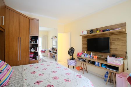 Casa à venda com 125m², 3 quartos e 2 vagasSuíte 1