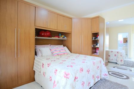 Casa à venda com 125m², 3 quartos e 2 vagasSuíte 1