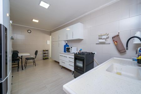 Casa à venda com 176m², 3 quartos e 3 vagasCozinha