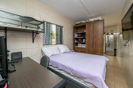 Casa à venda com 176m², 3 quartos e 3 vagasEdícula - Suíte