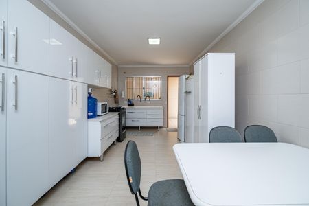 Casa à venda com 176m², 3 quartos e 3 vagasCozinha