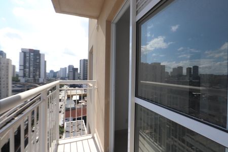 Apartamento para alugar com 34m², 2 quartos e sem vagaVaranda