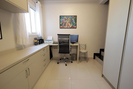 Apartamento para alugar com 120m², 2 quartos e 2 vagas Apartamento para alugar com 120m², 2 quartos e 2 vagasEscritório