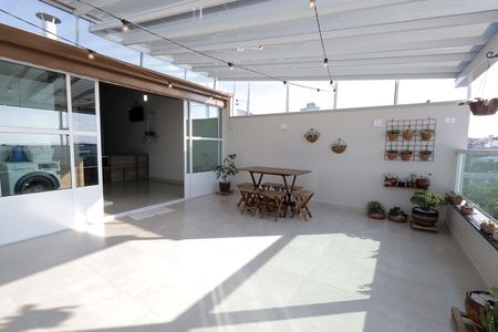 Apartamento para alugar com 120m², 2 quartos e 2 vagas Apartamento para alugar com 120m², 2 quartos e 2 vagasCobertura