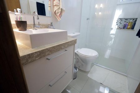 Apartamento para alugar com 120m², 2 quartos e 2 vagas Apartamento para alugar com 120m², 2 quartos e 2 vagasBanheiro Suíte