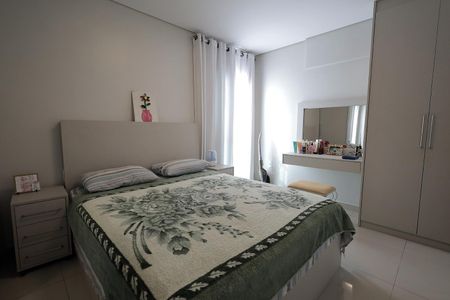 Apartamento para alugar com 120m², 2 quartos e 2 vagas Apartamento para alugar com 120m², 2 quartos e 2 vagasQuarto Suíte