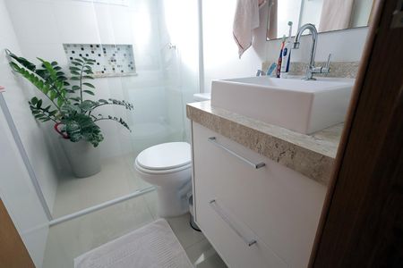 Apartamento para alugar com 120m², 2 quartos e 2 vagas Apartamento para alugar com 120m², 2 quartos e 2 vagasBanheiro