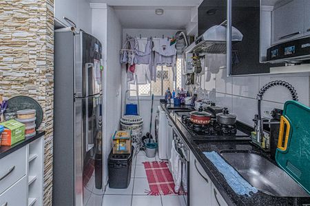 Apartamento à venda com 50m², 2 quartos e 1 vagacozinha e área de serviço compartilhadas_2