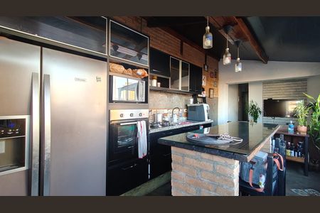 Casa para alugar com 252m², 5 quartos e 2 vagas