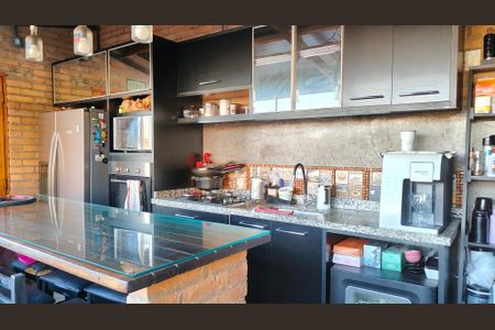 Casa para alugar com 252m², 5 quartos e 2 vagas