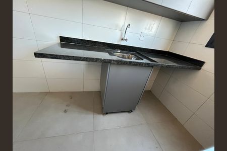 Casa de Condomínio para alugar com 1 quarto, 33m² em Macuco, Santos