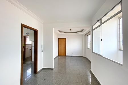 Sala de apartamento à venda com 3 quartos, 90m² em Sagrada Família, Belo Horizonte