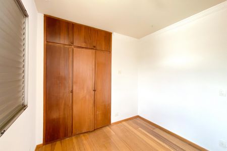 Apartamento à venda com 90m², 3 quartos e 2 vagasQuarto 3