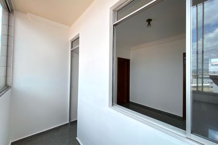Apartamento à venda com 90m², 3 quartos e 2 vagasVaranda da Sala
