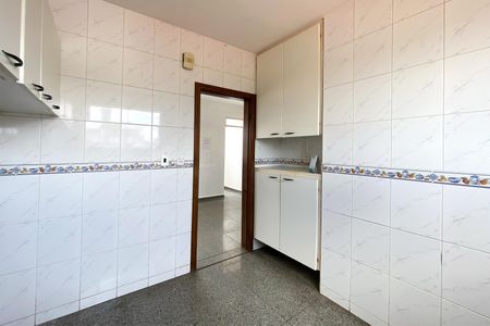 Apartamento à venda com 90m², 3 quartos e 2 vagasCozinha