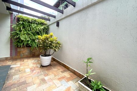 Apartamento à venda com 90m², 3 quartos e 2 vagasEntrada