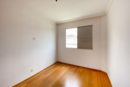 Apartamento à venda com 90m², 3 quartos e 2 vagasQuarto 2