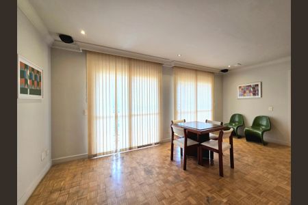 Sala de apartamento à venda com 2 quartos, 84m² em Vila Nova Conceição, São Paulo