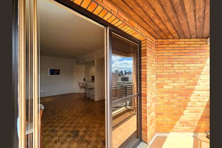 Apartamento à venda com 84m², 2 quartos e 2 vagasVaranda 2