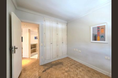 Apartamento à venda com 84m², 2 quartos e 2 vagasQuarto 2