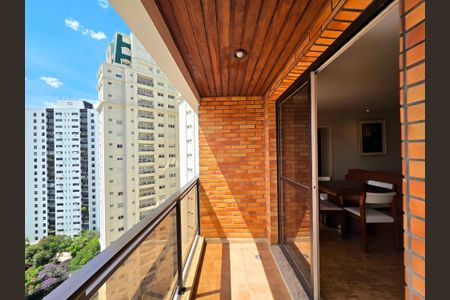 Apartamento à venda com 84m², 2 quartos e 2 vagasVaranda 2